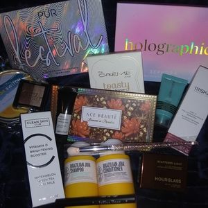 Mystery PLUS Beauty Box....